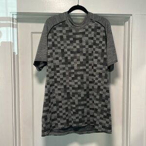 Men’s XXL Metal Vent Tech T-Shirt